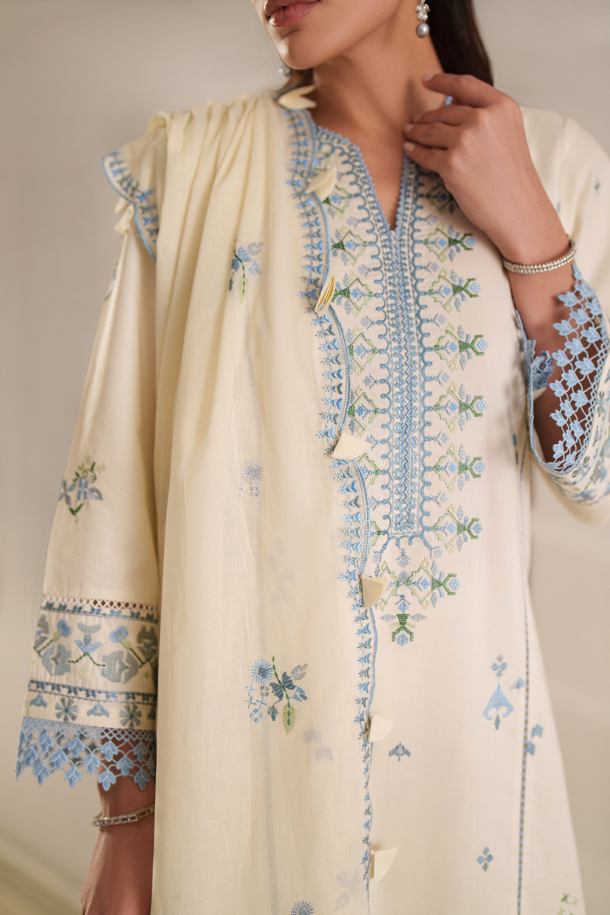 Ivory Suzani - Luxury Lawn Suit