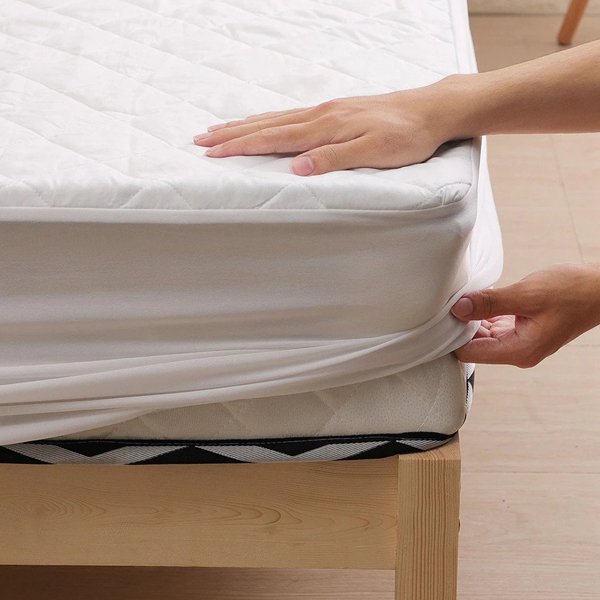 Quilted Waterproof Mattress Protector