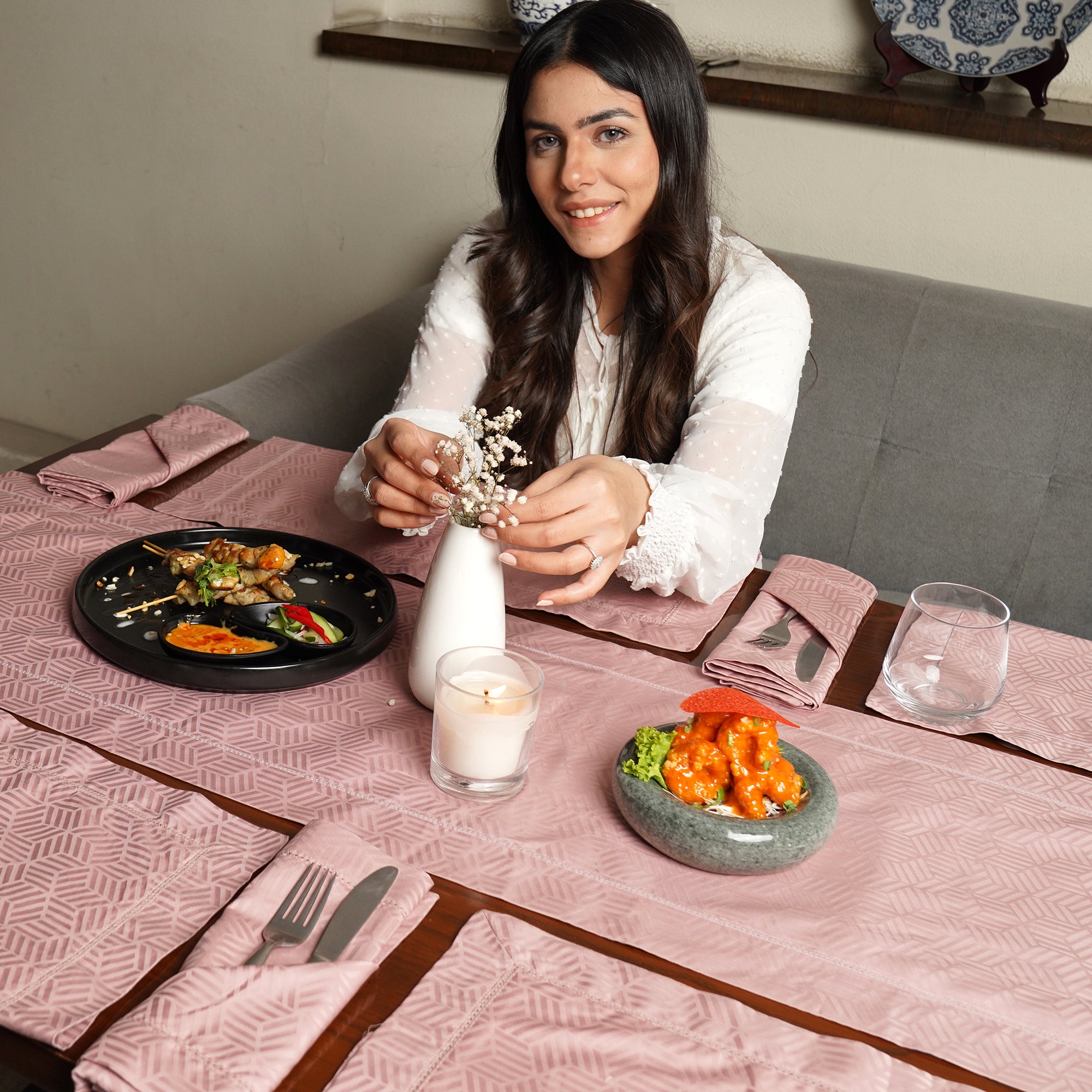 Luxe Jacquard Table Linen