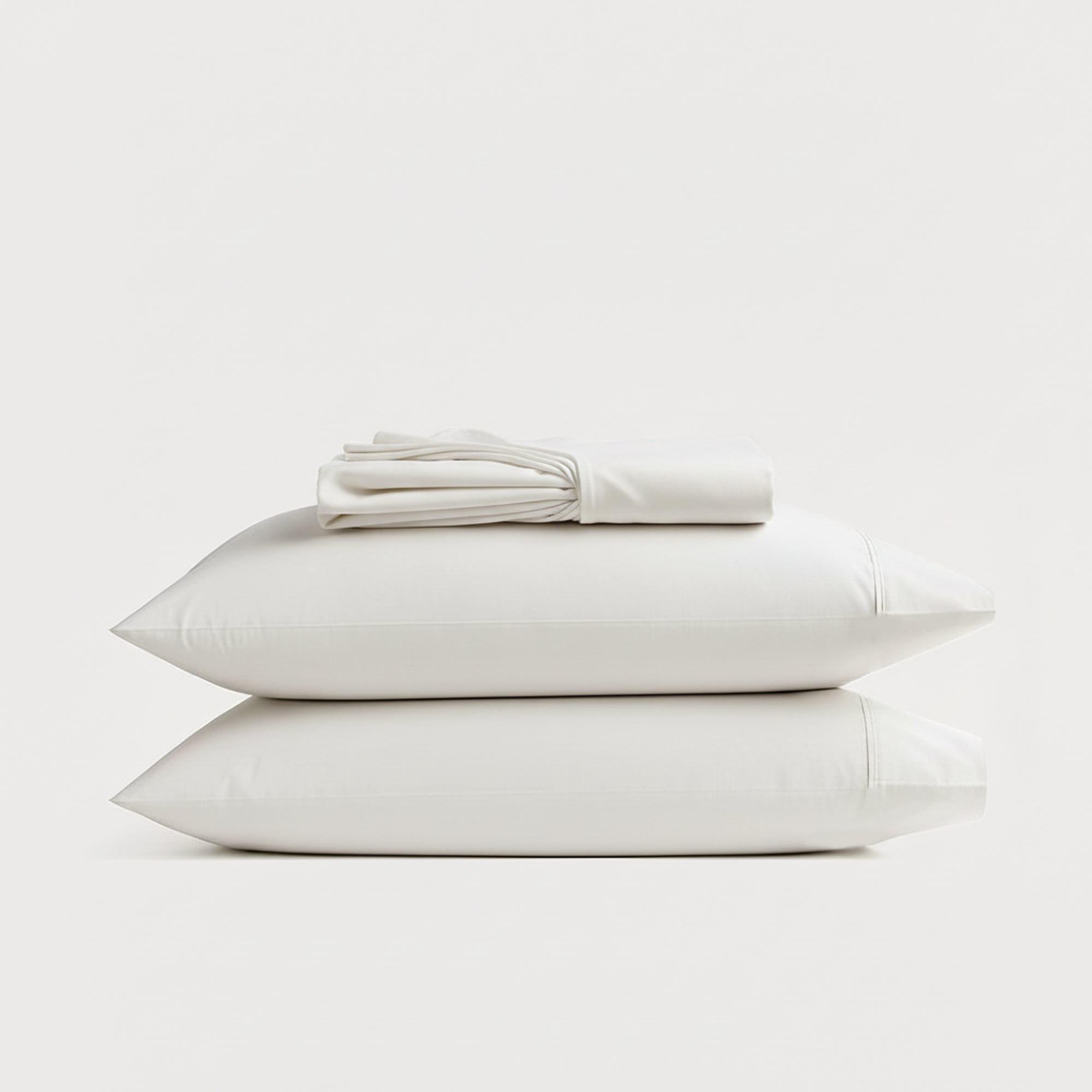 Luxe White Bed Sheet Set