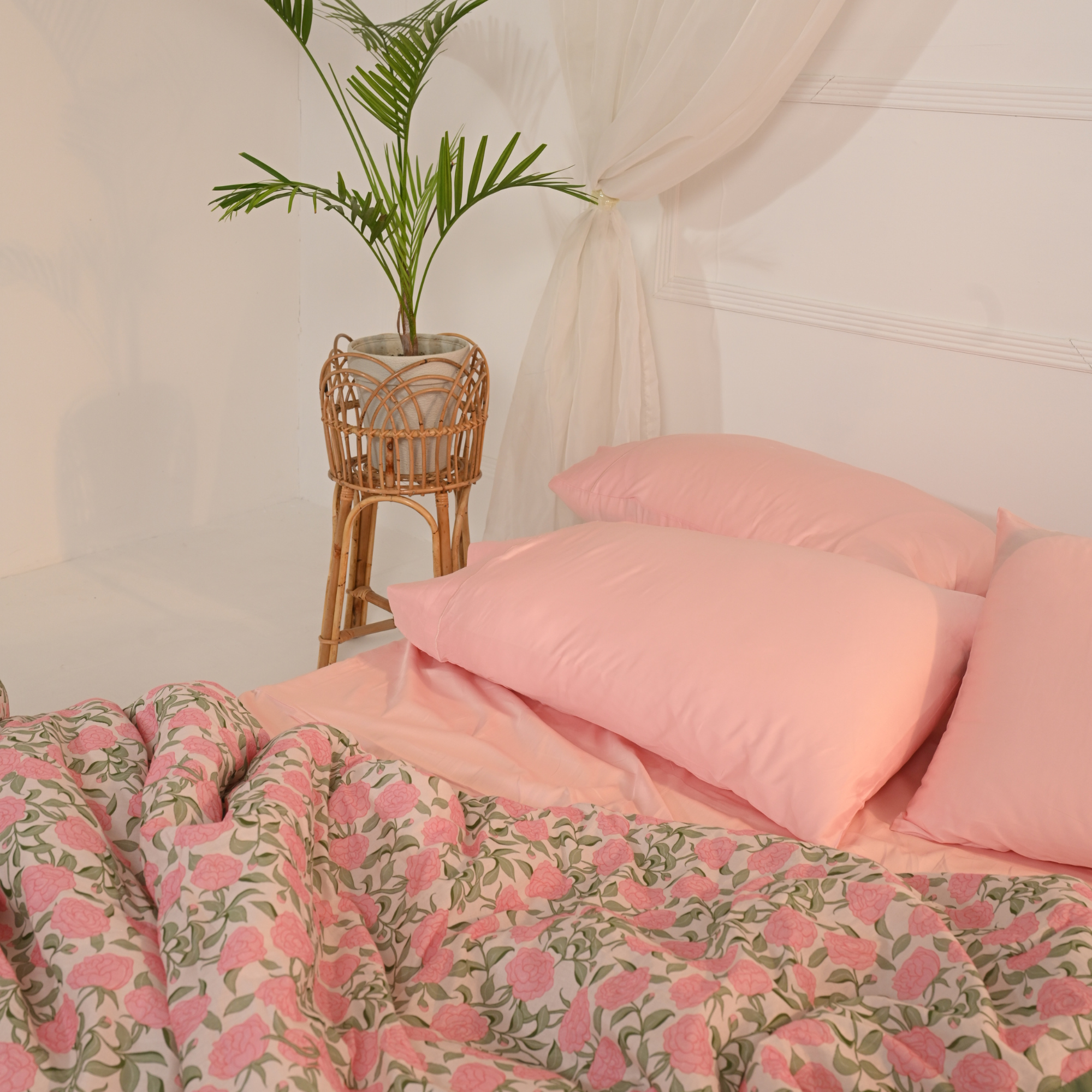 Bagh-e-Bahaar Comforter