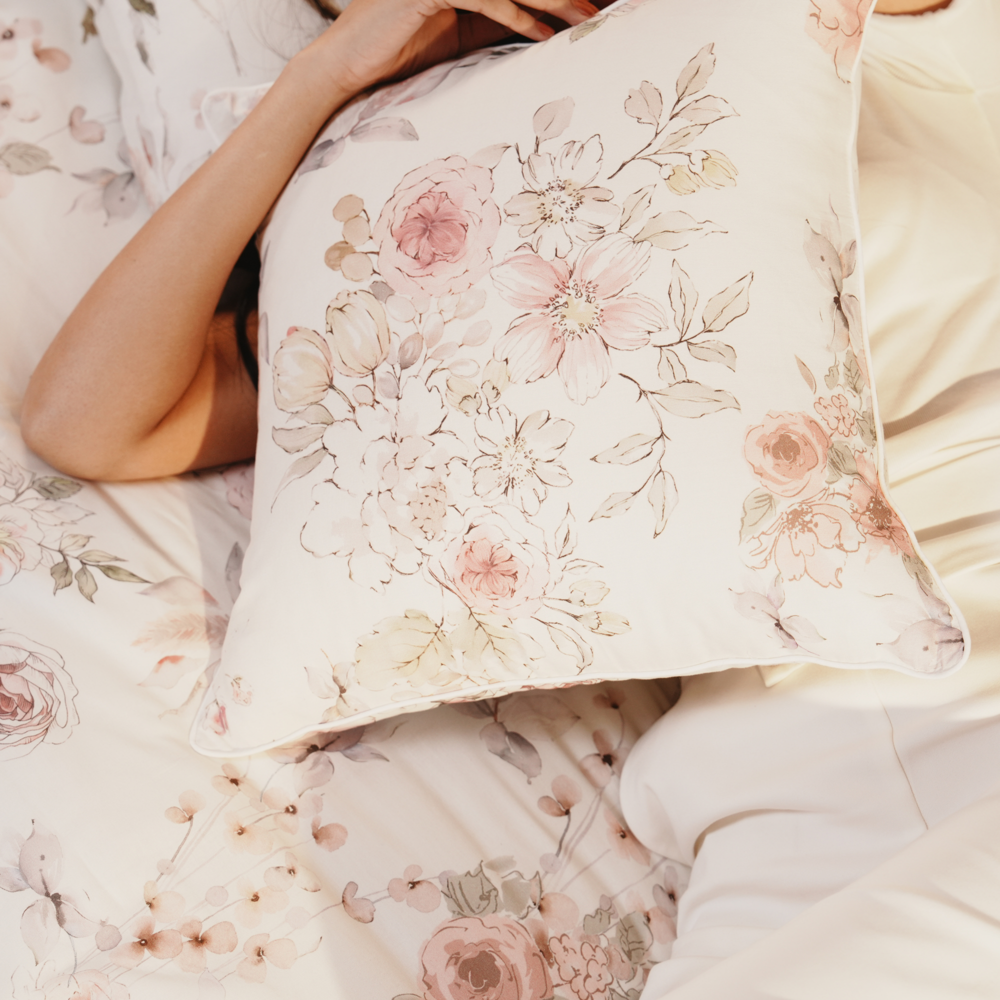 Petalis Pillows & Cushions