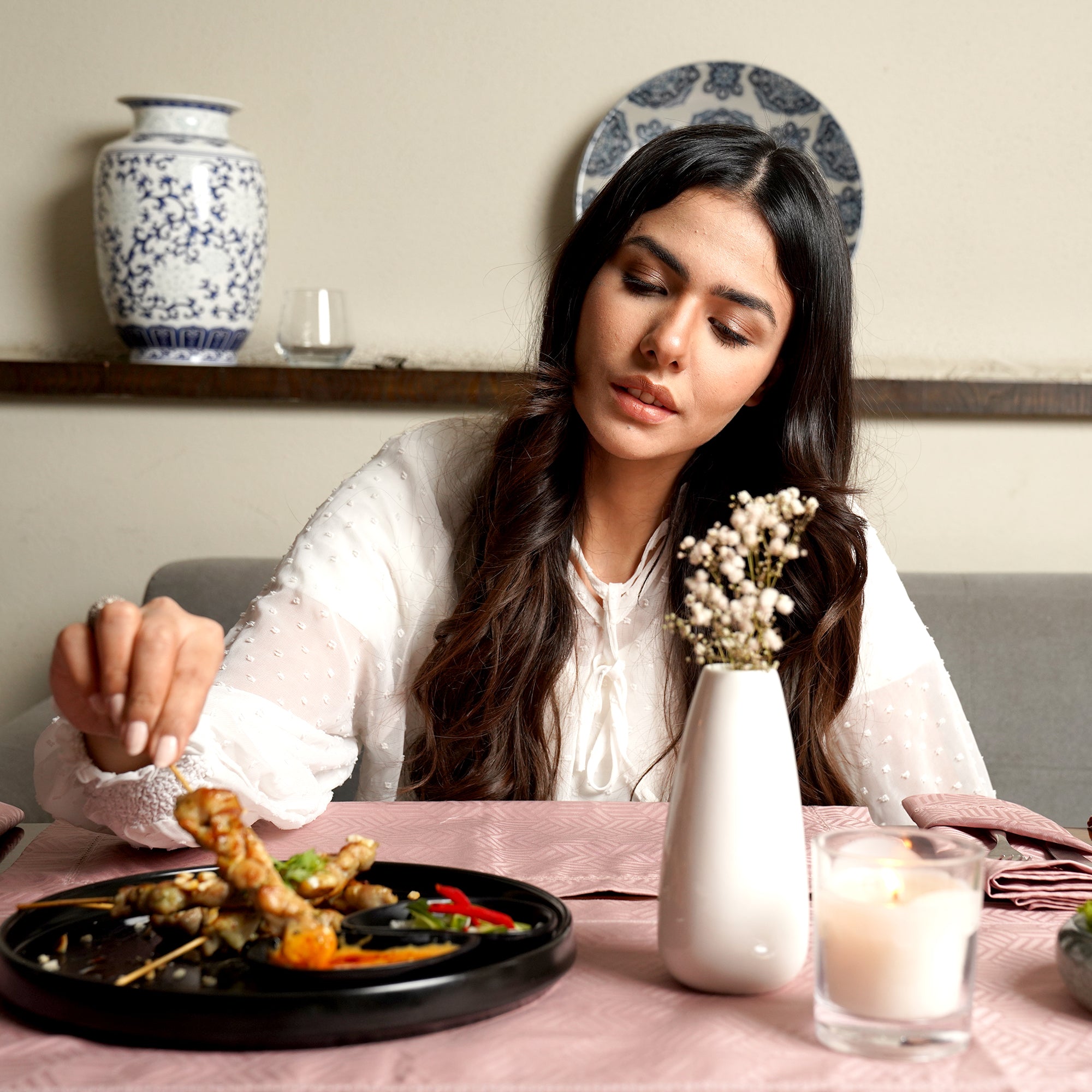 Luxe Jacquard Table Linen